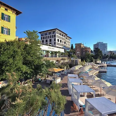 Amadria Park Royal Hotel